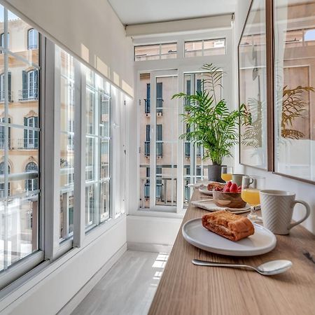 Victoria 16 Premium By Nagoa Homes Malaga Exterior photo