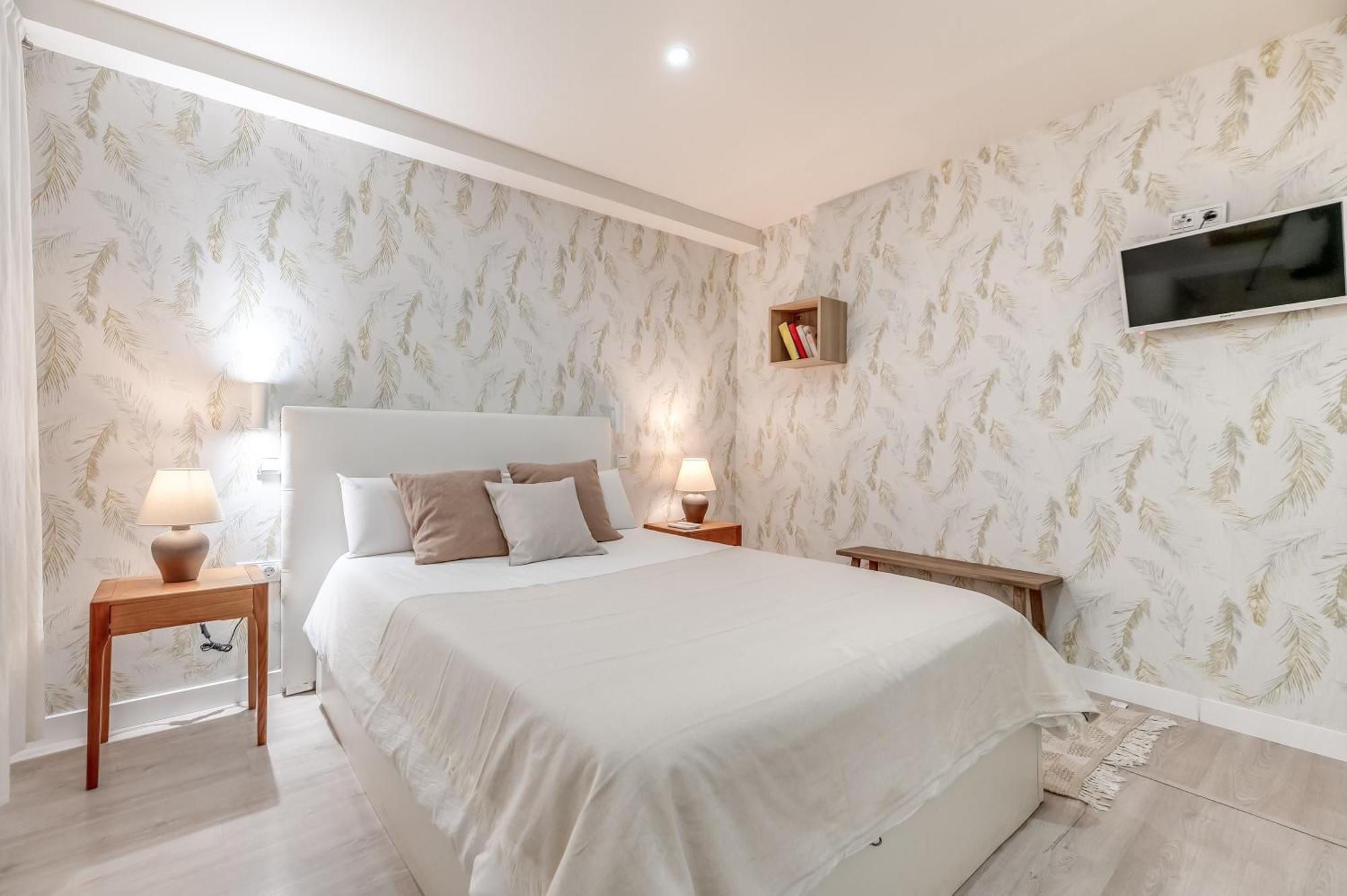 Victoria 16 Premium By Nagoa Homes Malaga Exterior photo