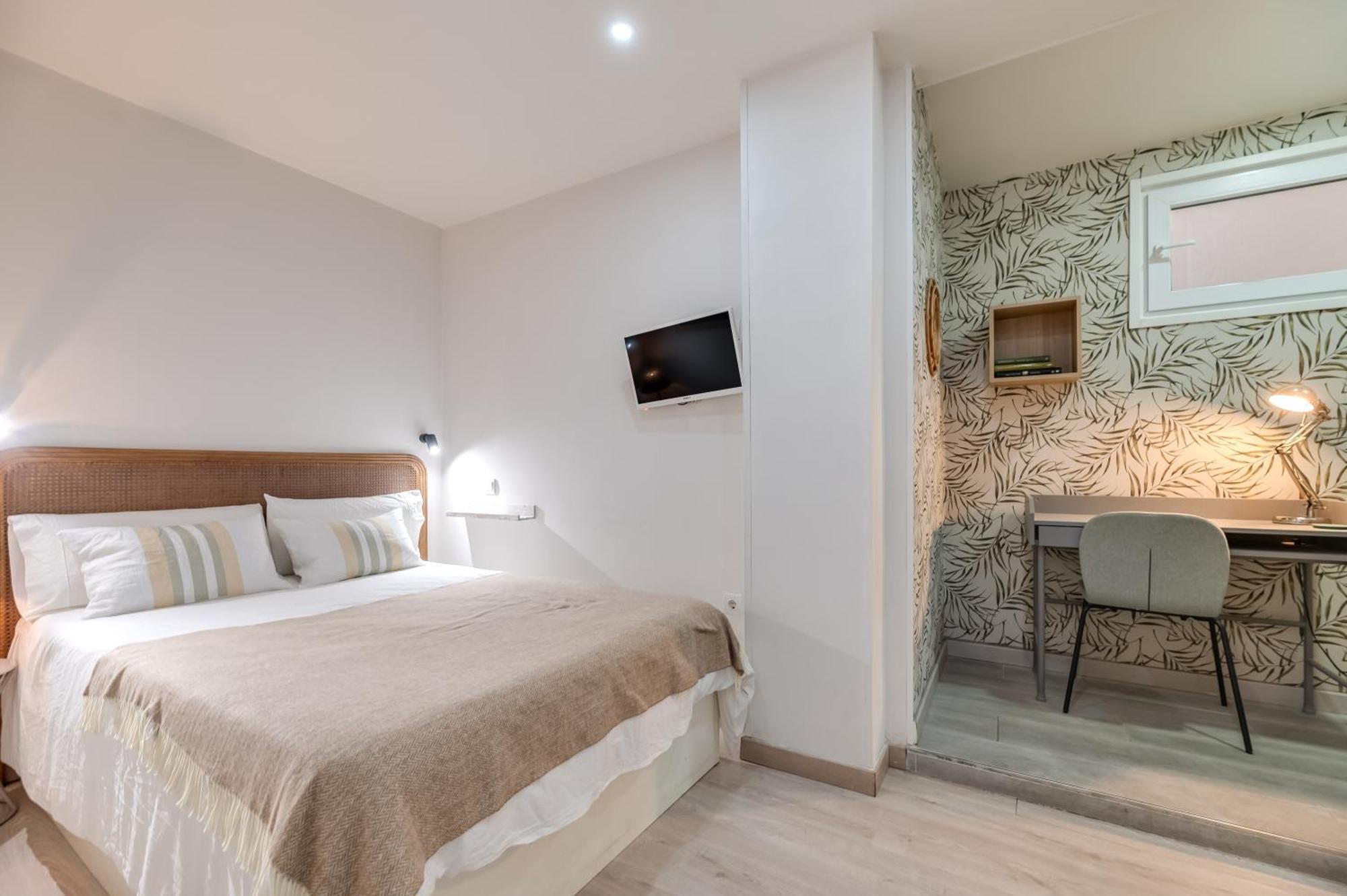 Victoria 16 Premium By Nagoa Homes Malaga Exterior photo